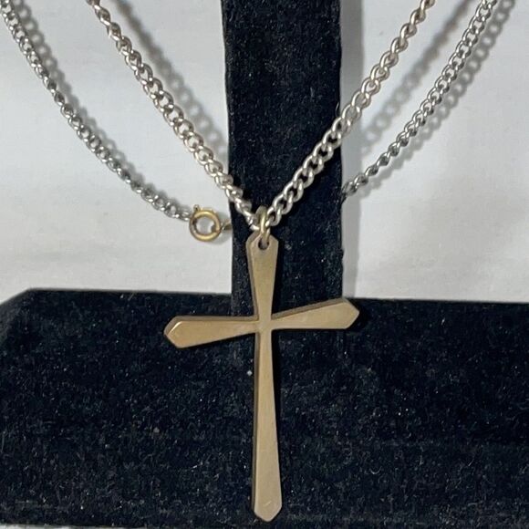 Large chain with a cross emblem - Picture 2 of 6